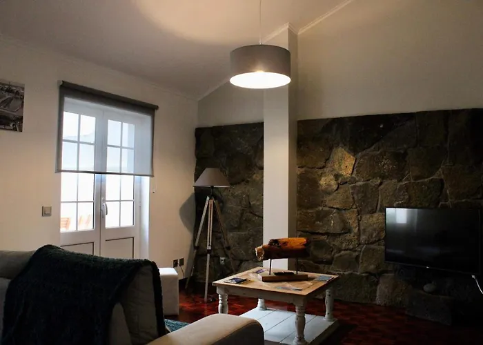 Margarida House - Stone Apartment